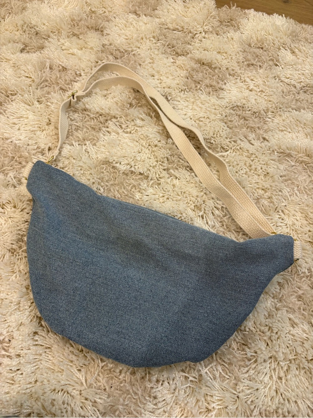 Upcycled Wrangler Denim Crossbody Purse - Picture 4 of 8